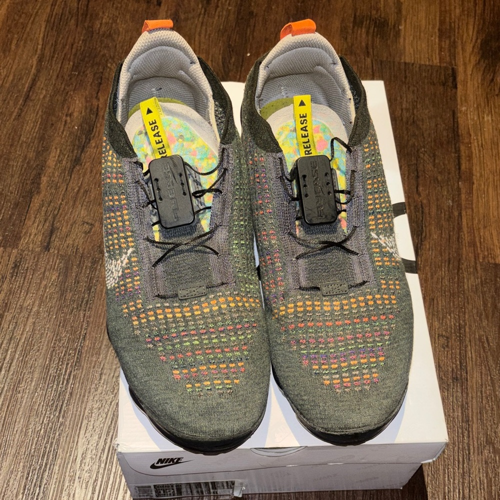 Nike Multicolor Men's Sneakers